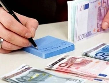 Το ΥΠΟΙΚ ισχυρίζεται ότι μείωσε κατά 390 εκατομμύρια τις ληξιπρόθεσμες οφειλές του Δημοσίου προς ιδιώτες